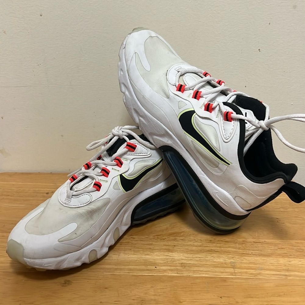Nike Air Max React 270 Sneakers
